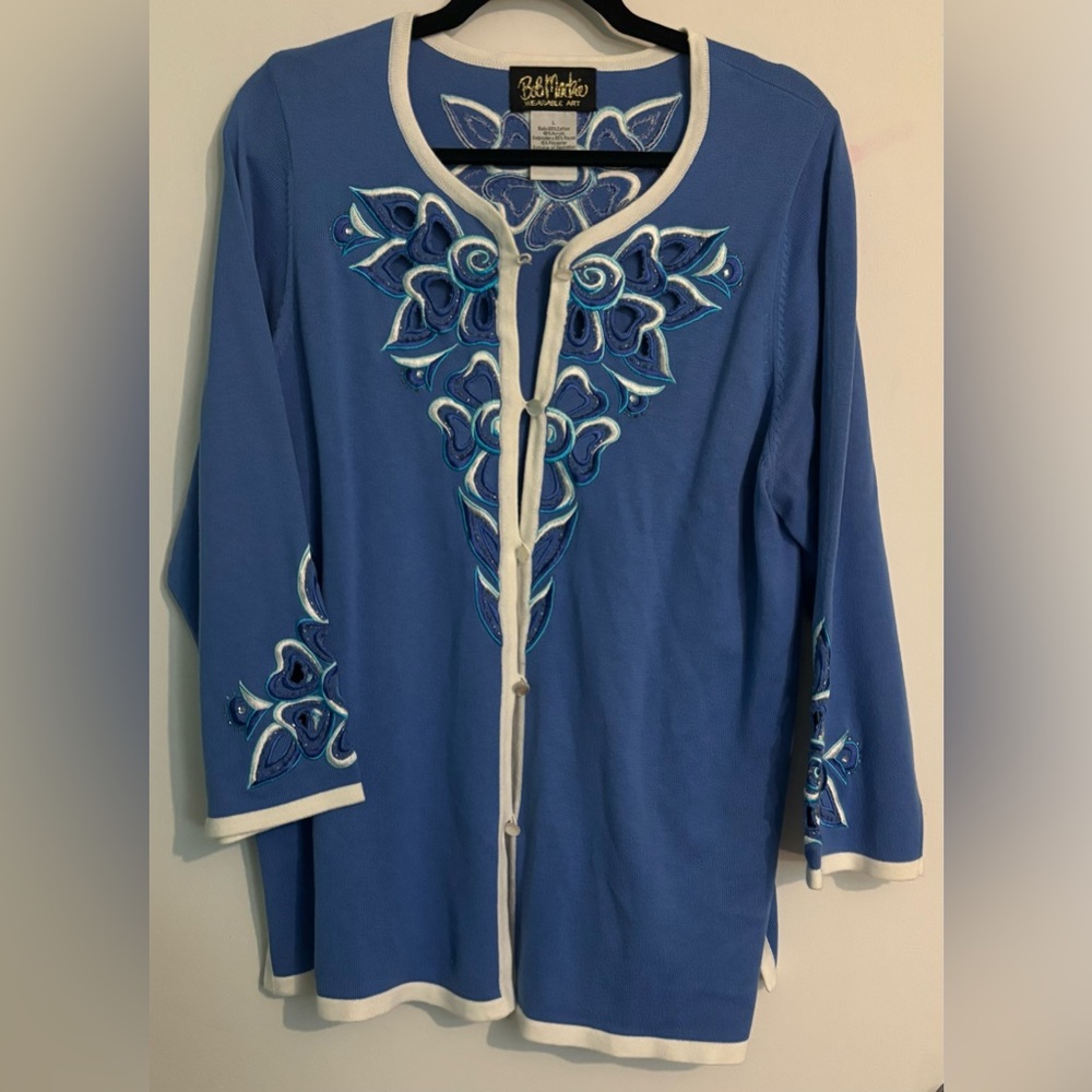 Bob Mackie Wearable Art Womens Sz L Battenberg Lace Detail Cardigan Blue White‎